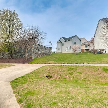 Pet-Friendly Silver Spring Condo With Yard! Exterior photo