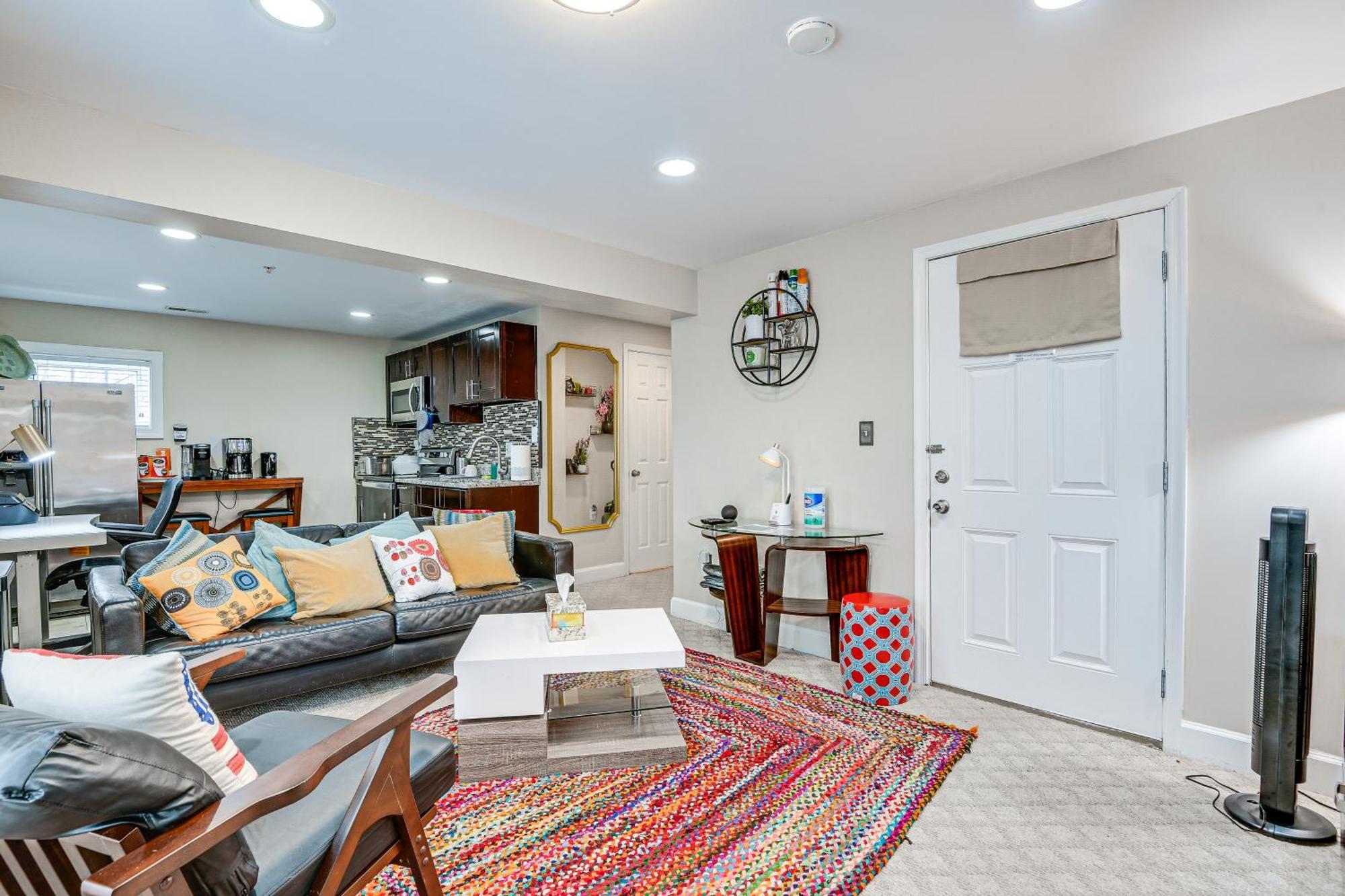 Pet-Friendly Silver Spring Condo With Yard! Exterior photo