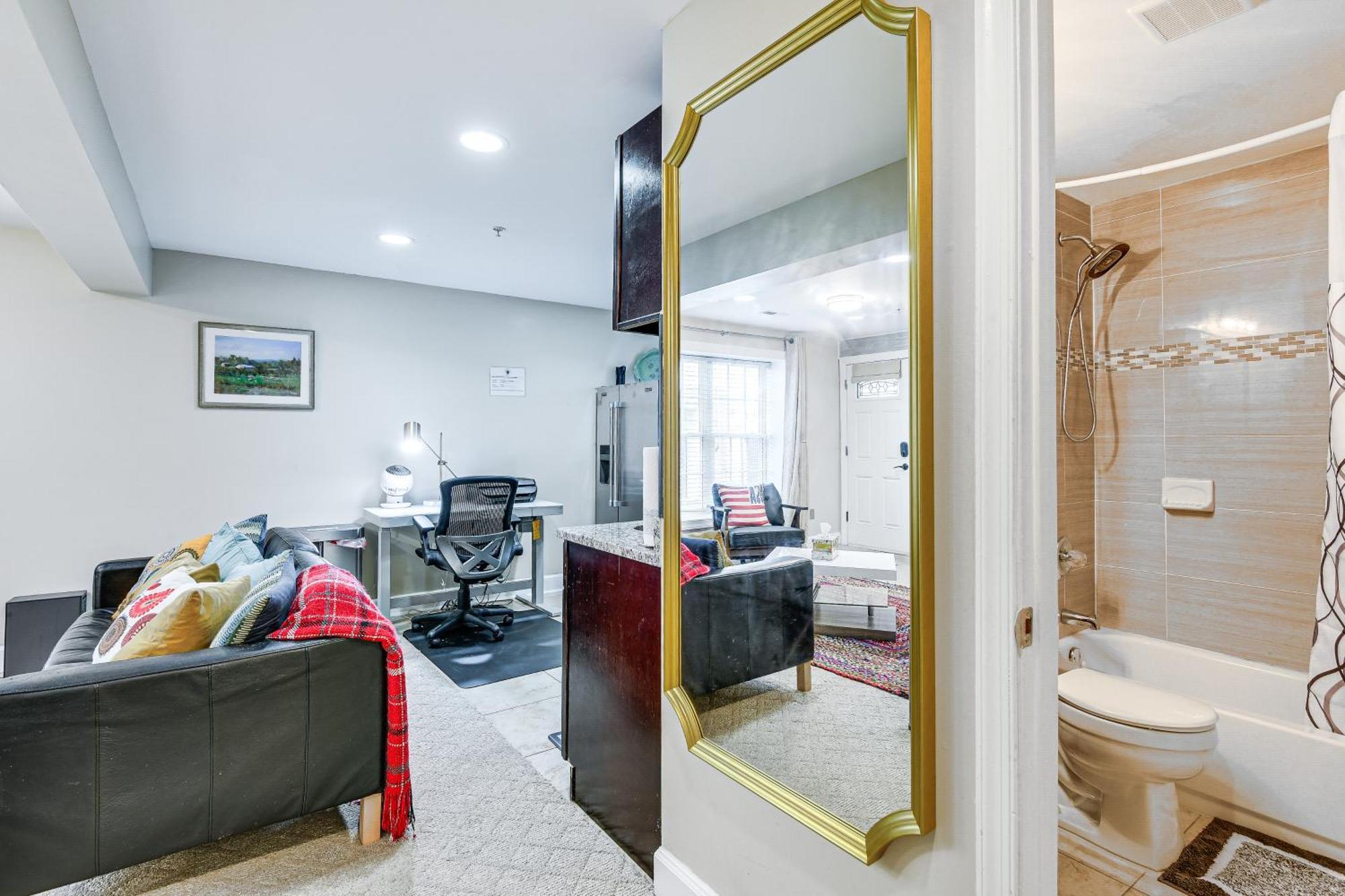 Pet-Friendly Silver Spring Condo With Yard! Exterior photo