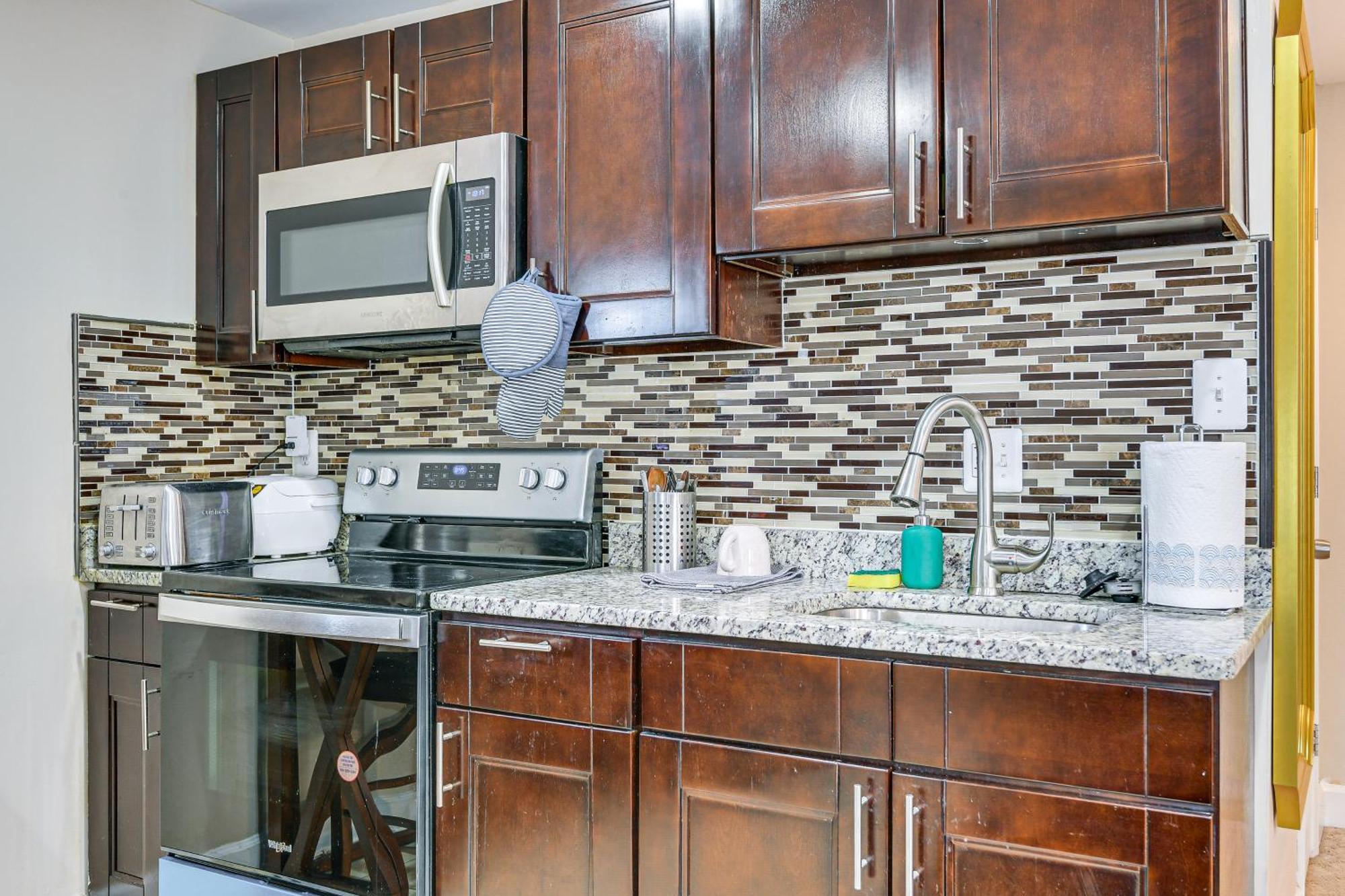 Pet-Friendly Silver Spring Condo With Yard! Exterior photo