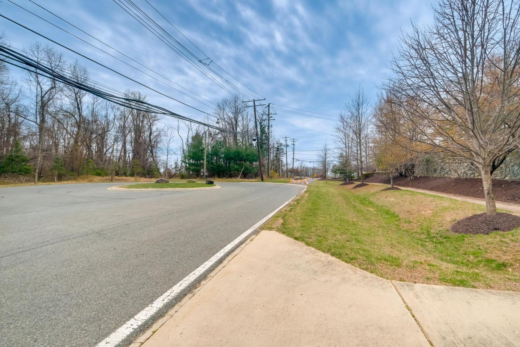 Pet-Friendly Silver Spring Condo With Yard! Exterior photo